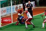 rr-tries-to-save-goal-against-mm