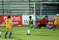 delhi-waveriders-and-punjab-warriors-player-in-action-during-the-match-at-jalandhar-on-5th-feb-2013-1