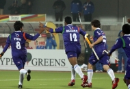raghunath-skipper-of-up-wizards-scoring-a-first-goal-for-up-wizards-against-punjab-warriors-at-jalandhar-on-22nd-jan-2013-6