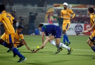 up-wizards-and-punjab-warriors-player-in-action-during-the-match-between-up-wizards-and-punjab-warriors-at-jalandhar-on-22nd-jan-2013-5