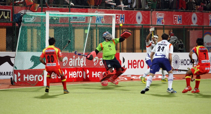 kumar-subramaniamgk-of-upw-in-action-against-rr-during-the-match