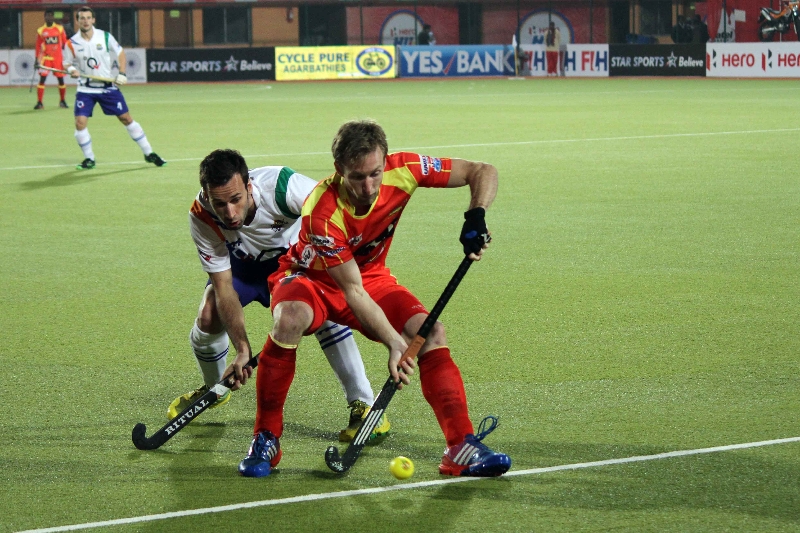 BARRY MIDDLETON OF RR IN ACTION AGAINST UPW IN THEIR HERO HOCKEY INDIA LEAGUE 2014 ON 26TH JAN 2014 AT RANCHI