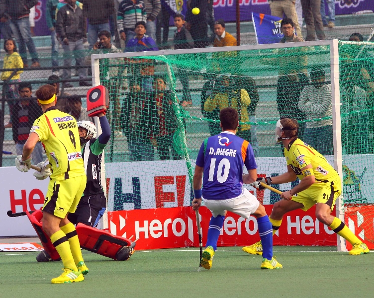 upw-scoring-a-goal-against-rr-at-lucknow