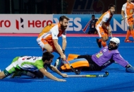 harjot-singh-gk-trying-to-save-goal-against-dwr