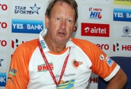 terry-walsh-coach-of-kl-during-post-match-press-conference