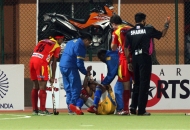 mandeep-singh-in-red-and-gurinder-singh-in-yellow-in-action-match-no-24-of-hhil2013-at-ranchi