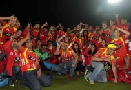 rr-team-after-winning-the-1st-semi-final-match-over-upw-at-ranchi-on-9th-feb-2013-4