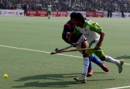 delhi-waveriders-and-up-wizards-in-action-during-their-match-at-lucknow-on-19th-jan-2013-2