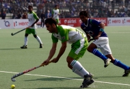 delhi-waveriders-and-up-wizards-in-action-during-their-match-at-lucknow-on-19th-jan-2013-3