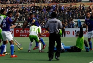 raghunath-captain-of-up-wizards-scoring-a-first-goal-for-up-wizards-against-delhi-waveriders-at-lucknow-on-19th-jan-2013-1