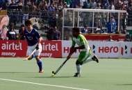 up-wizards-and-delhi-waveriders-player-in-action-during-the-match-between-up-wizards-and-delhi-waveriders-at-lucknow-on-19th-jan-2013-1