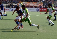 up-wizards-and-delhi-waveriders-player-in-action-during-the-match-between-up-wizards-and-delhi-waveriders-at-lucknow-on-19th-jan-2013-2