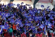 Spectators celebrating second goal against Ranchi Rhinos at lucknow